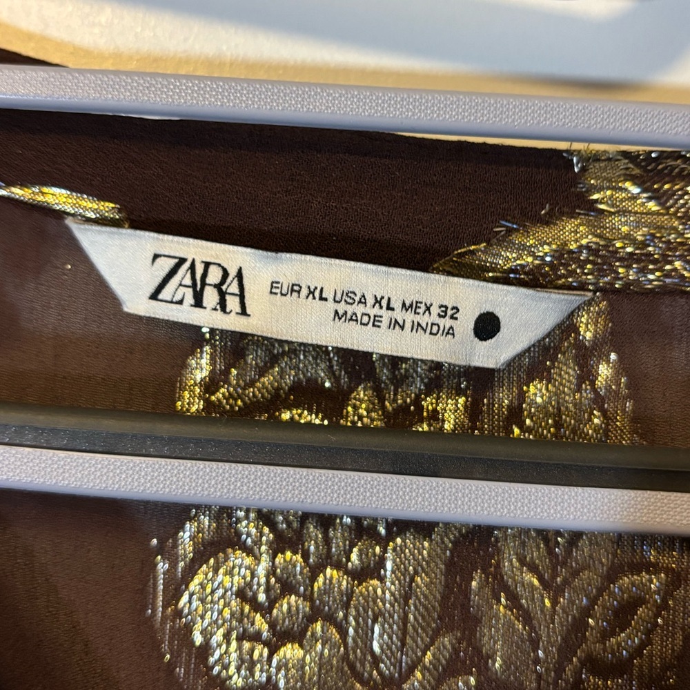 Zara ZW Collection voluminous Elegant Metallic Blouse size XL - Picture 3 of 8